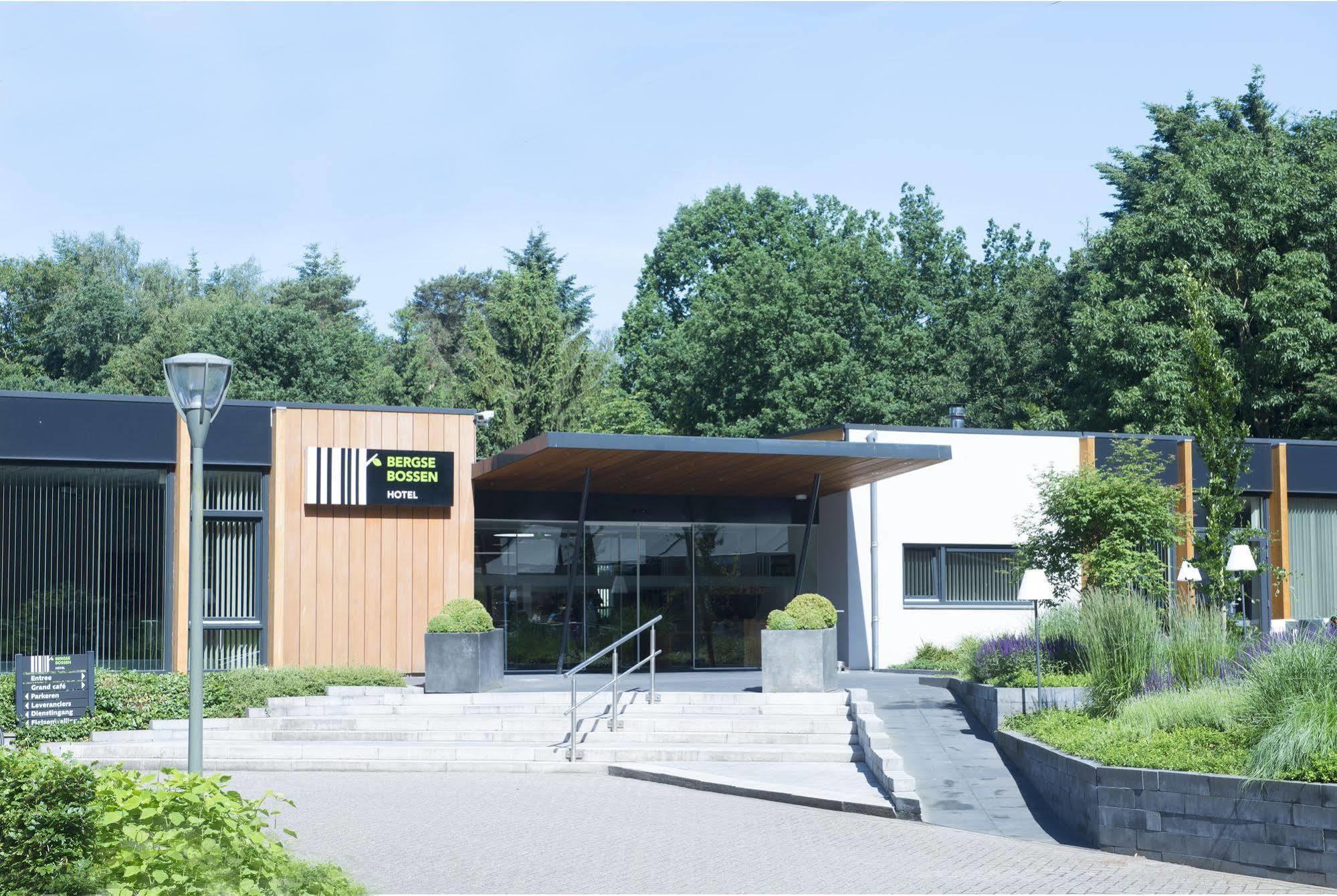 Buitenplaats de Bergse Bossen Driebergen Buitenkant foto
